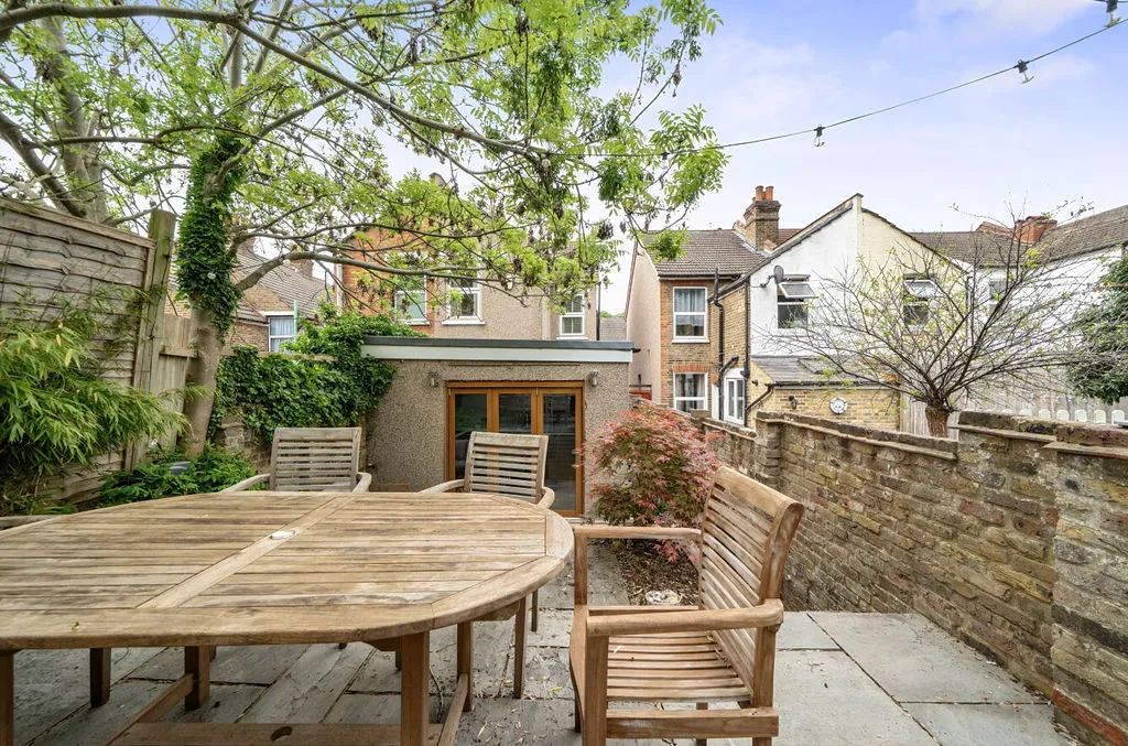 Little Roke Avenue, Kenley CR8 5NP, photo 8