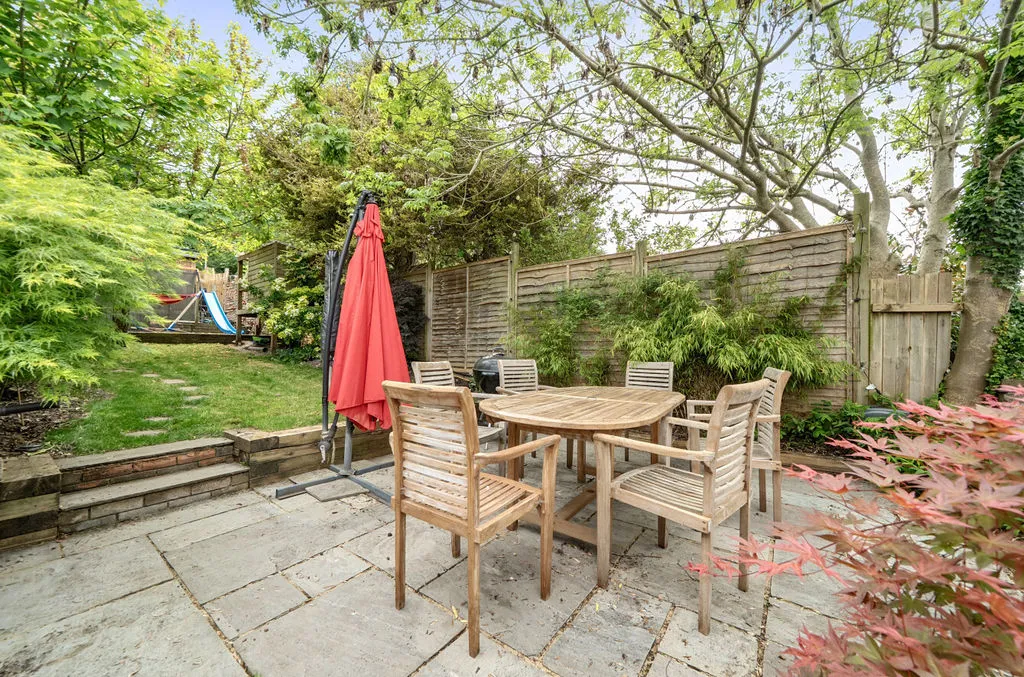Little Roke Avenue, Kenley CR8 5NP, photo 6