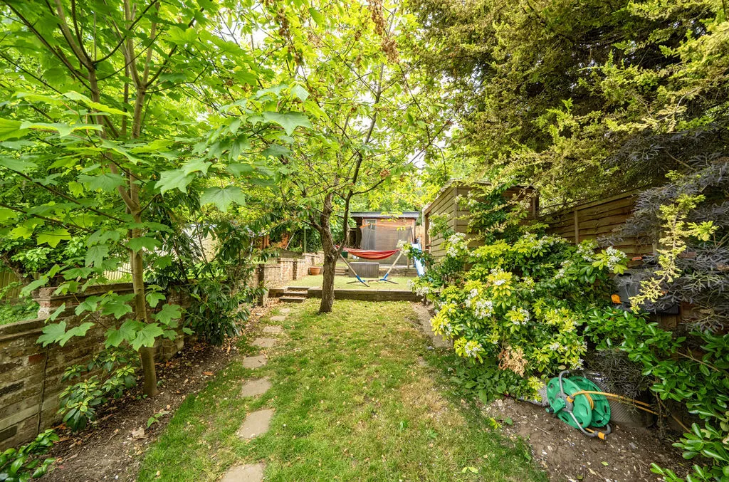 Little Roke Avenue, Kenley CR8 5NP, photo 10