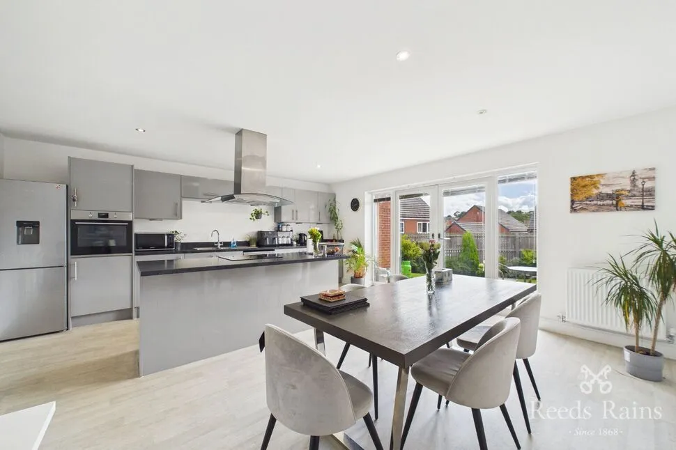 Brook Rise, Morley, West Yorkshire, LS27, photo 3