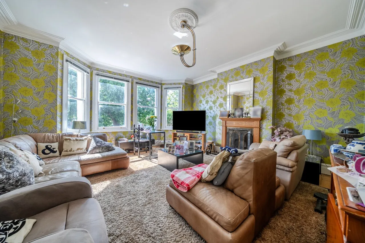 5 bed house for sale, Farnaby Road, Bromley, BR1