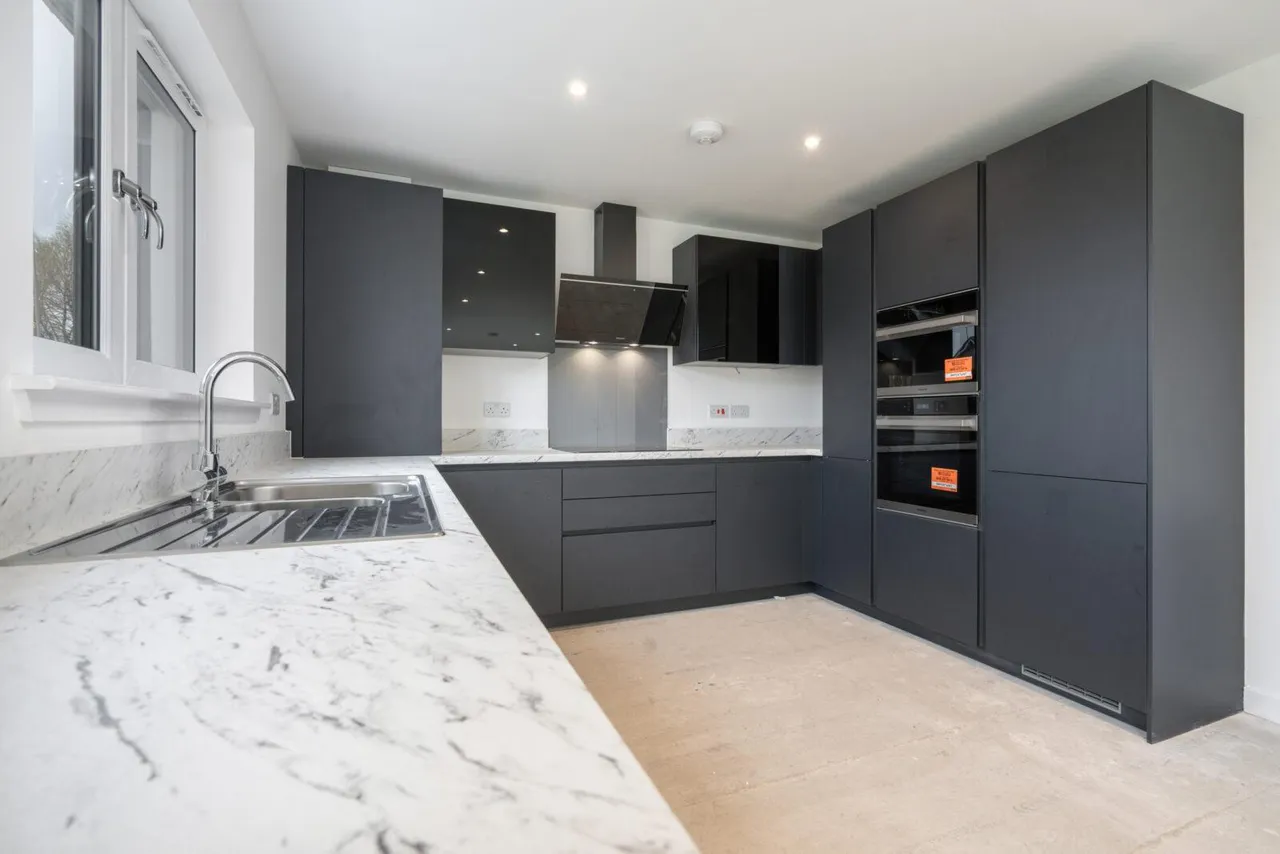 Myrtle Road, Uddingston, G71 5JF, photo 5