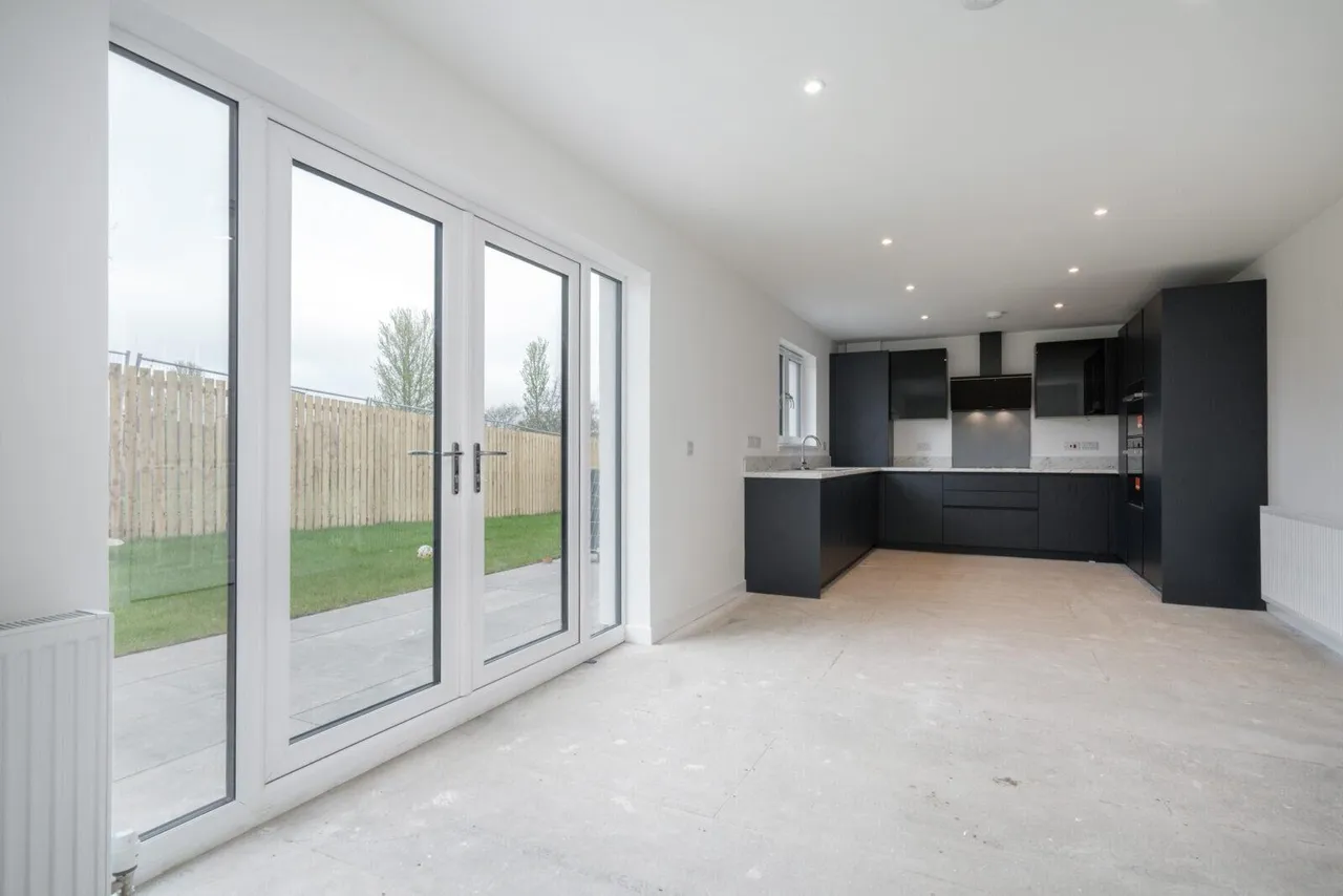 Myrtle Road, Uddingston, G71 5JF, photo 7