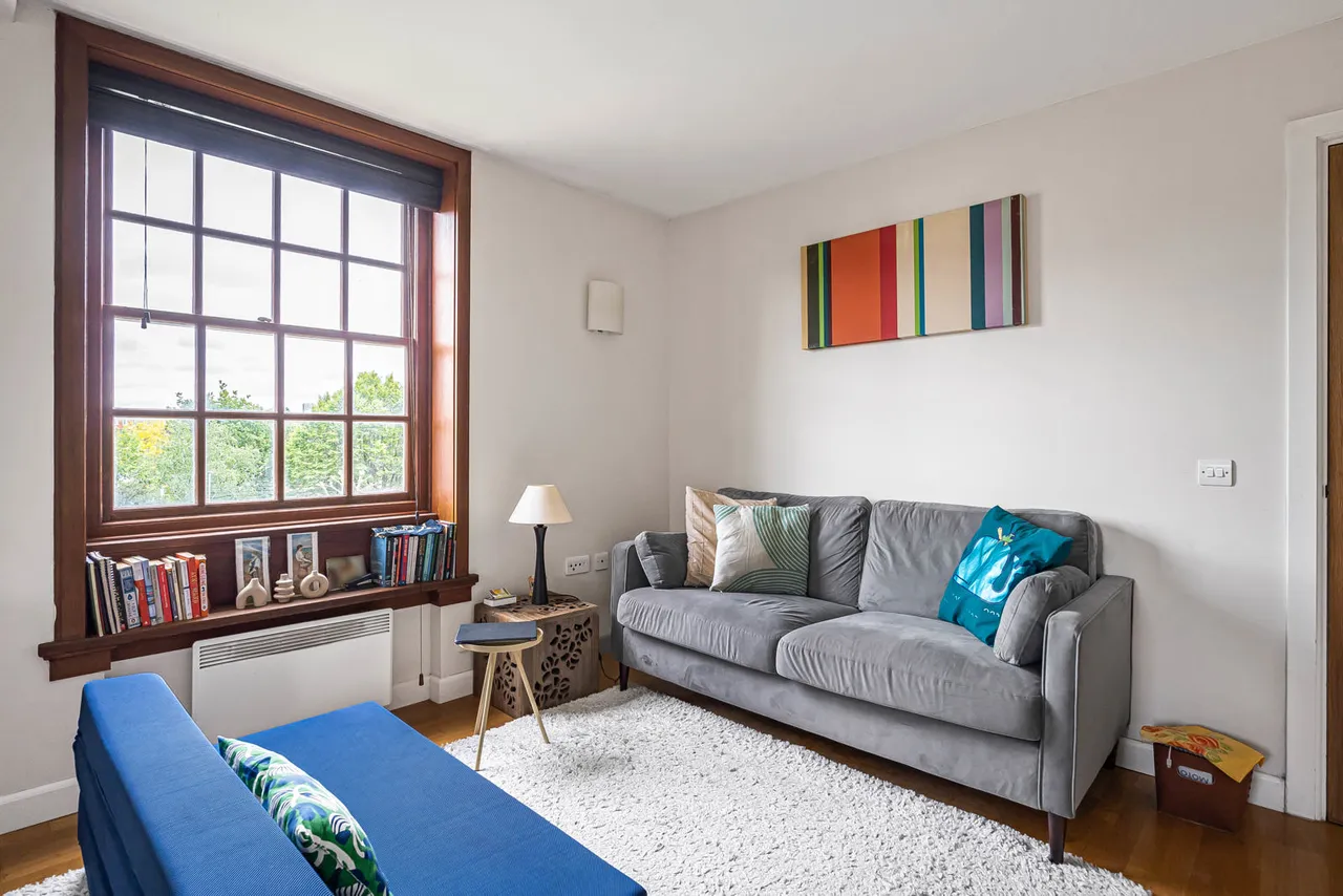 Scott Avenue, London, SW15, photo 8