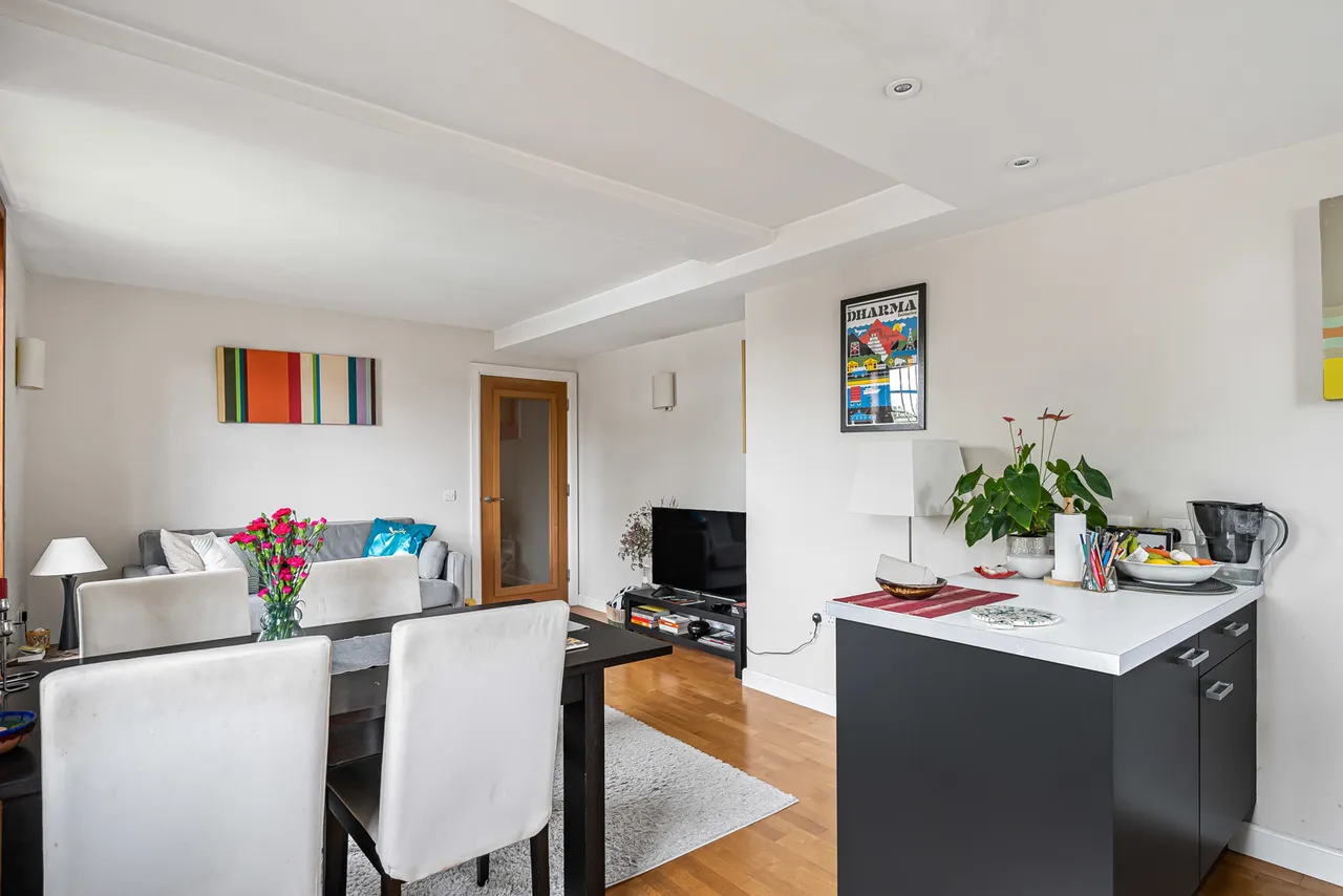 Scott Avenue, London, SW15, photo 10