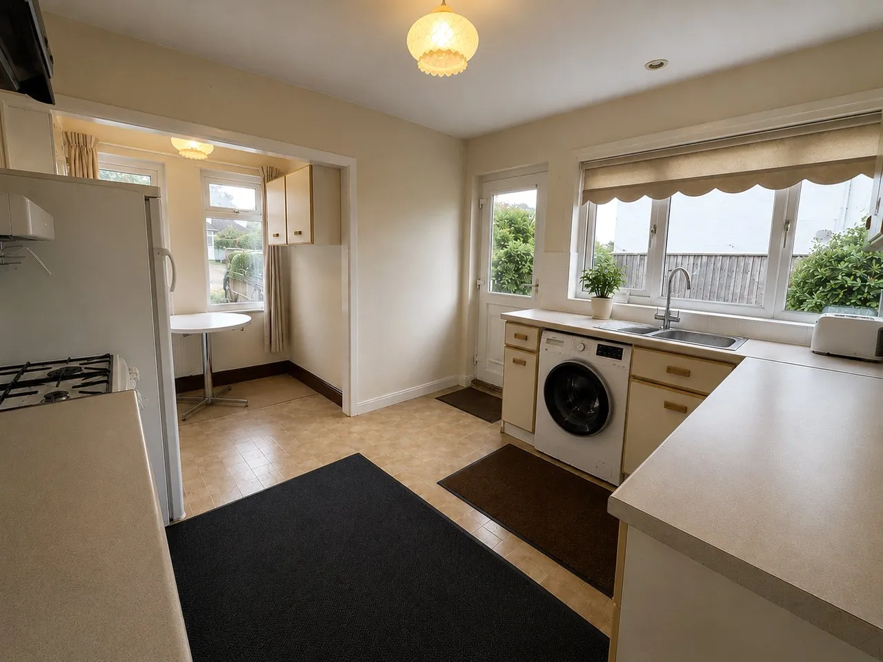 York Crescent, Aldershot, Hampshire, GU11 3JN, photo 3