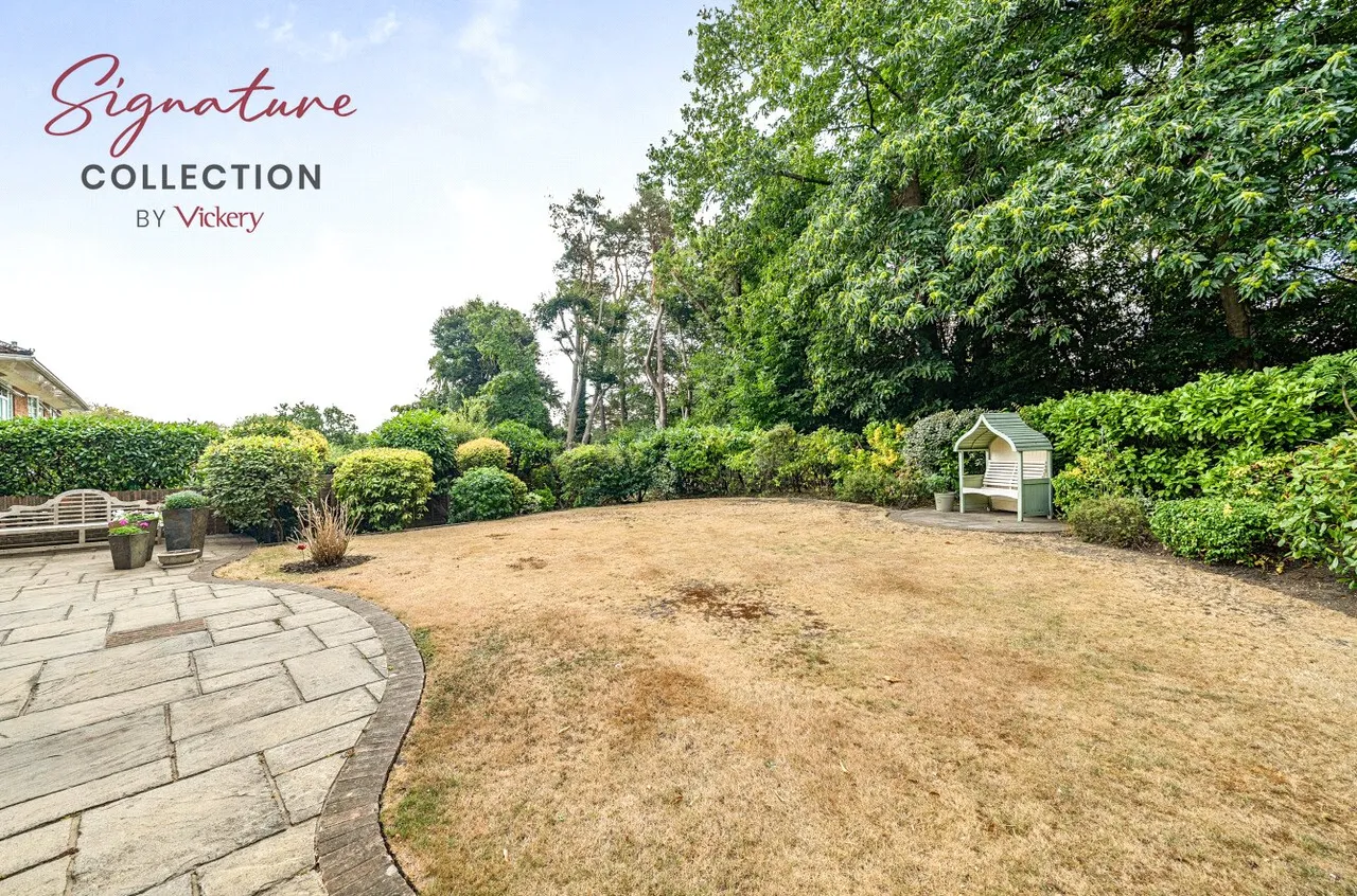 Robin Hill Drive, Camberley, Surrey, GU15 1EG, photo 17