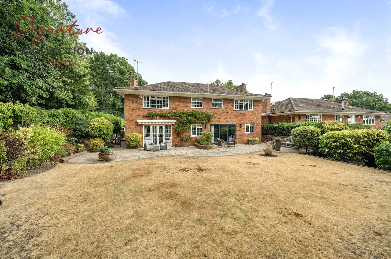 Robin Hill Drive, Camberley, Surrey, GU15 1EG, photo 9