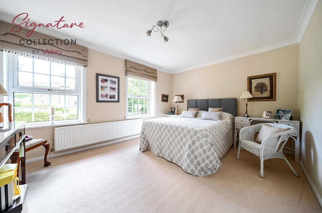 Robin Hill Drive, Camberley, Surrey, GU15 1EG, photo 13