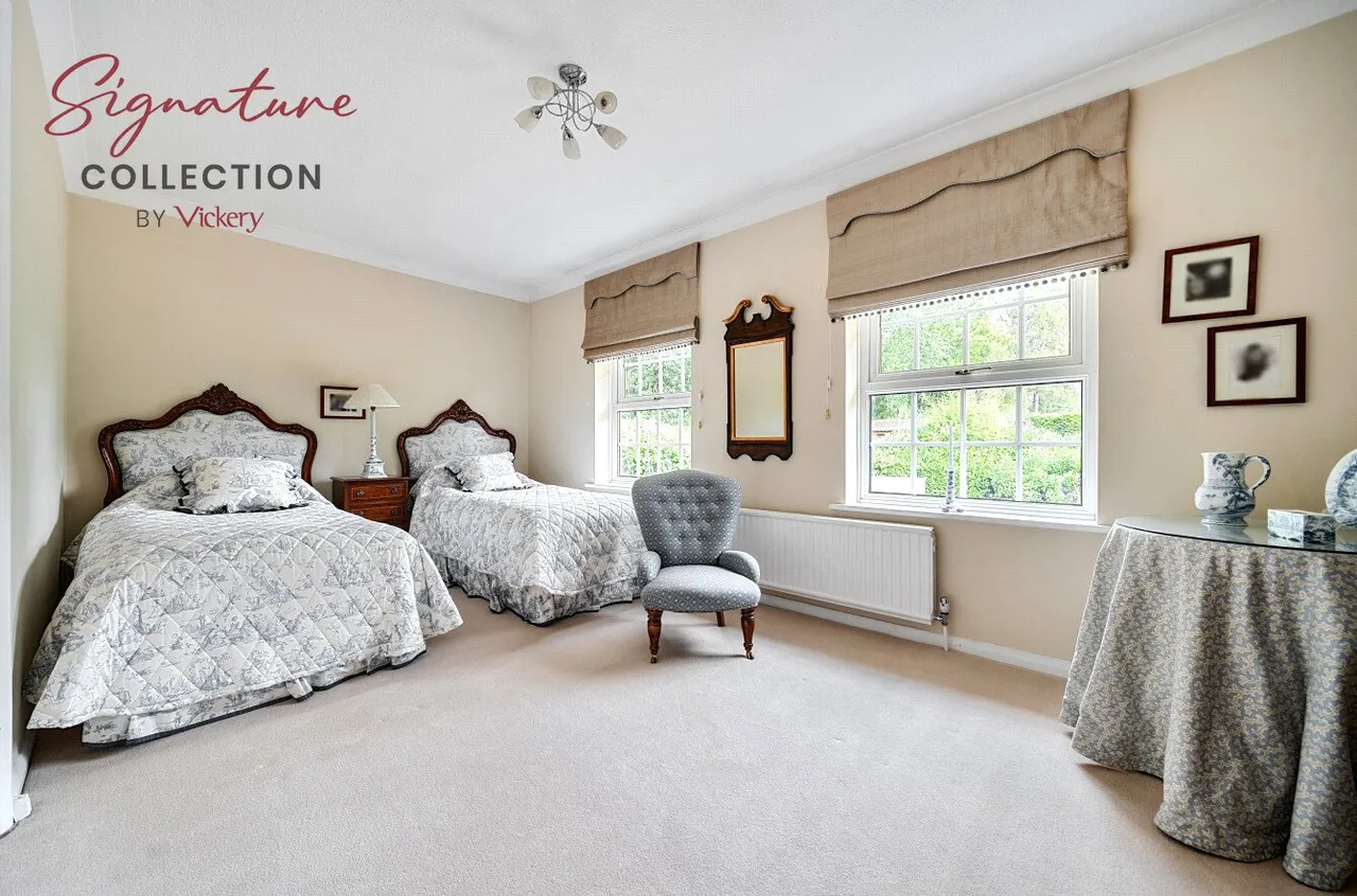 Robin Hill Drive, Camberley, Surrey, GU15 1EG, photo 16