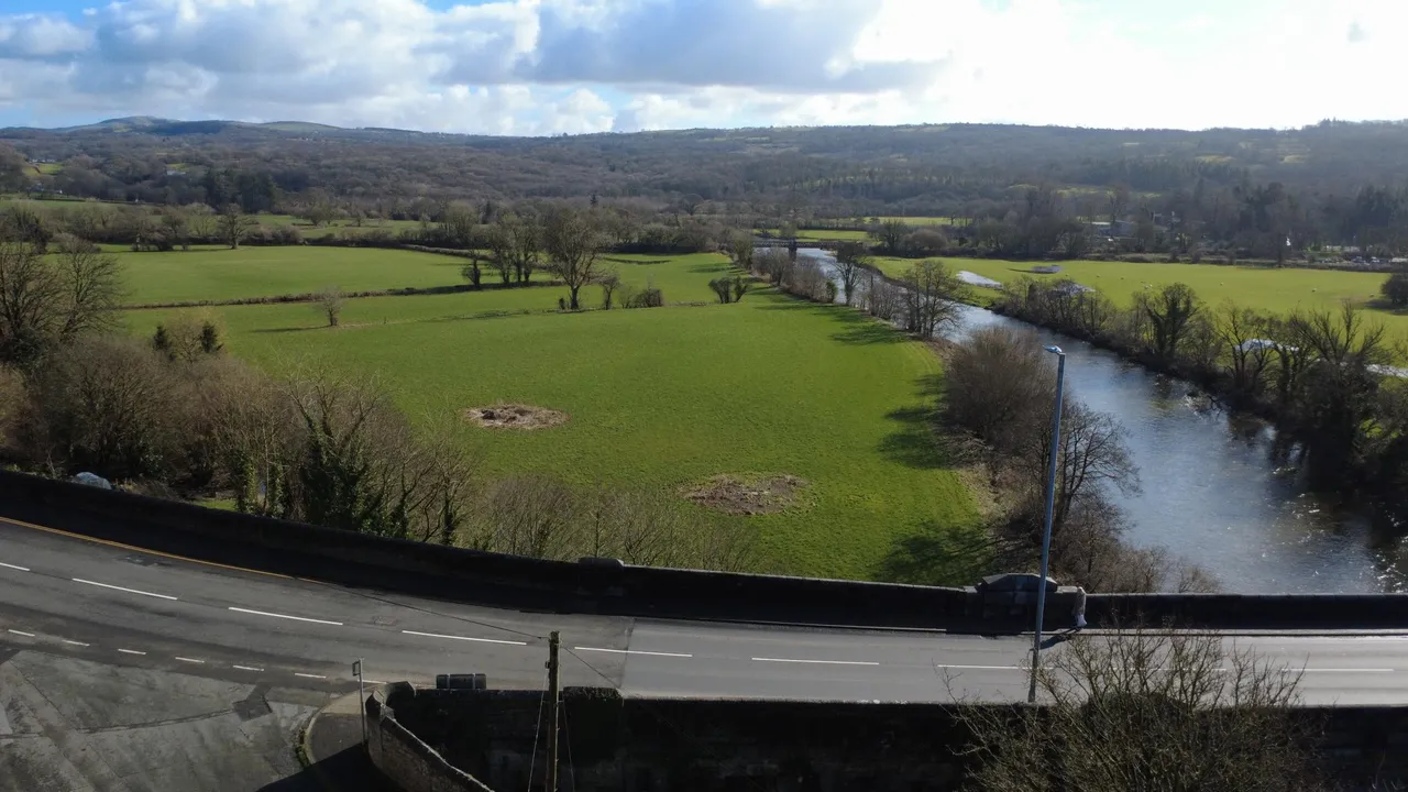 Bridge Street, Llandeilo, SA19, photo 21