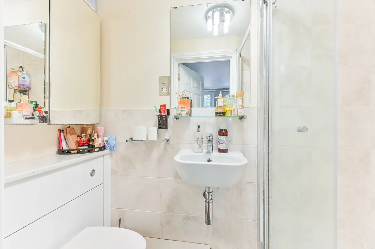 Flat 3, Marlborough Court, 2a Birdhurst Road, South Croydon, photo 7