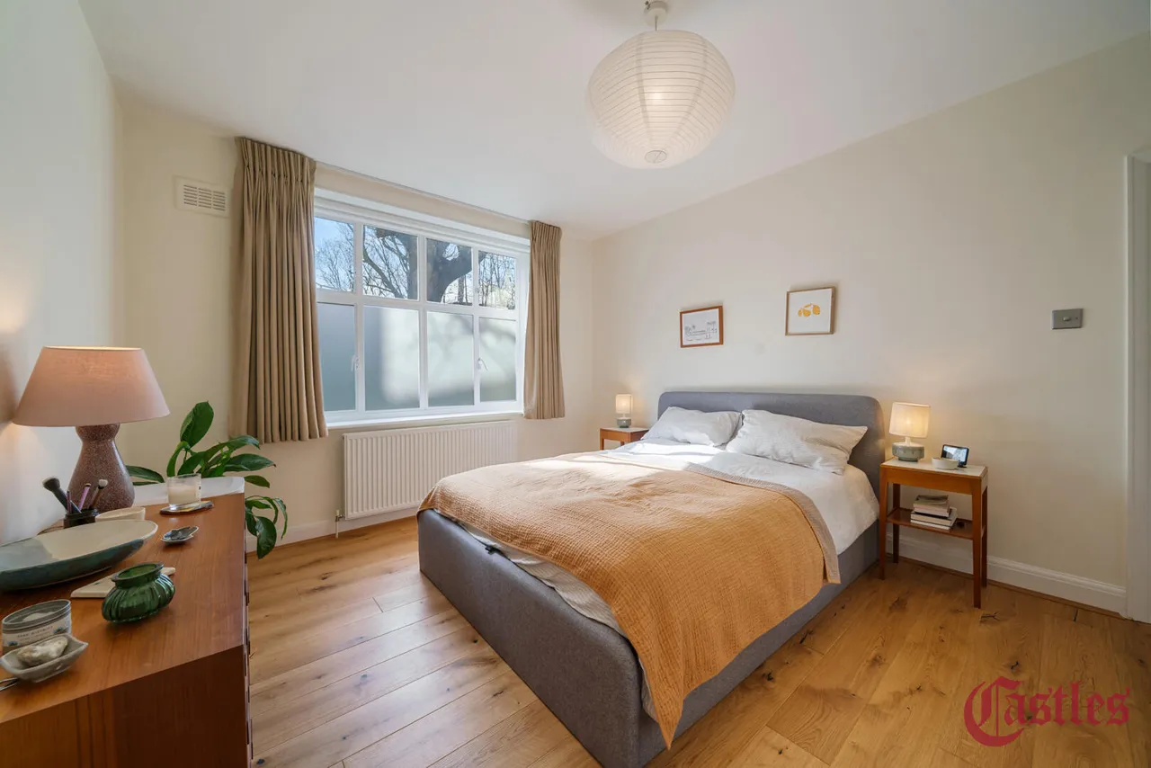 Haslemere Road, N8, photo 2