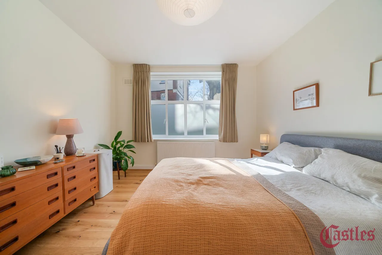 Haslemere Road, N8, photo 11