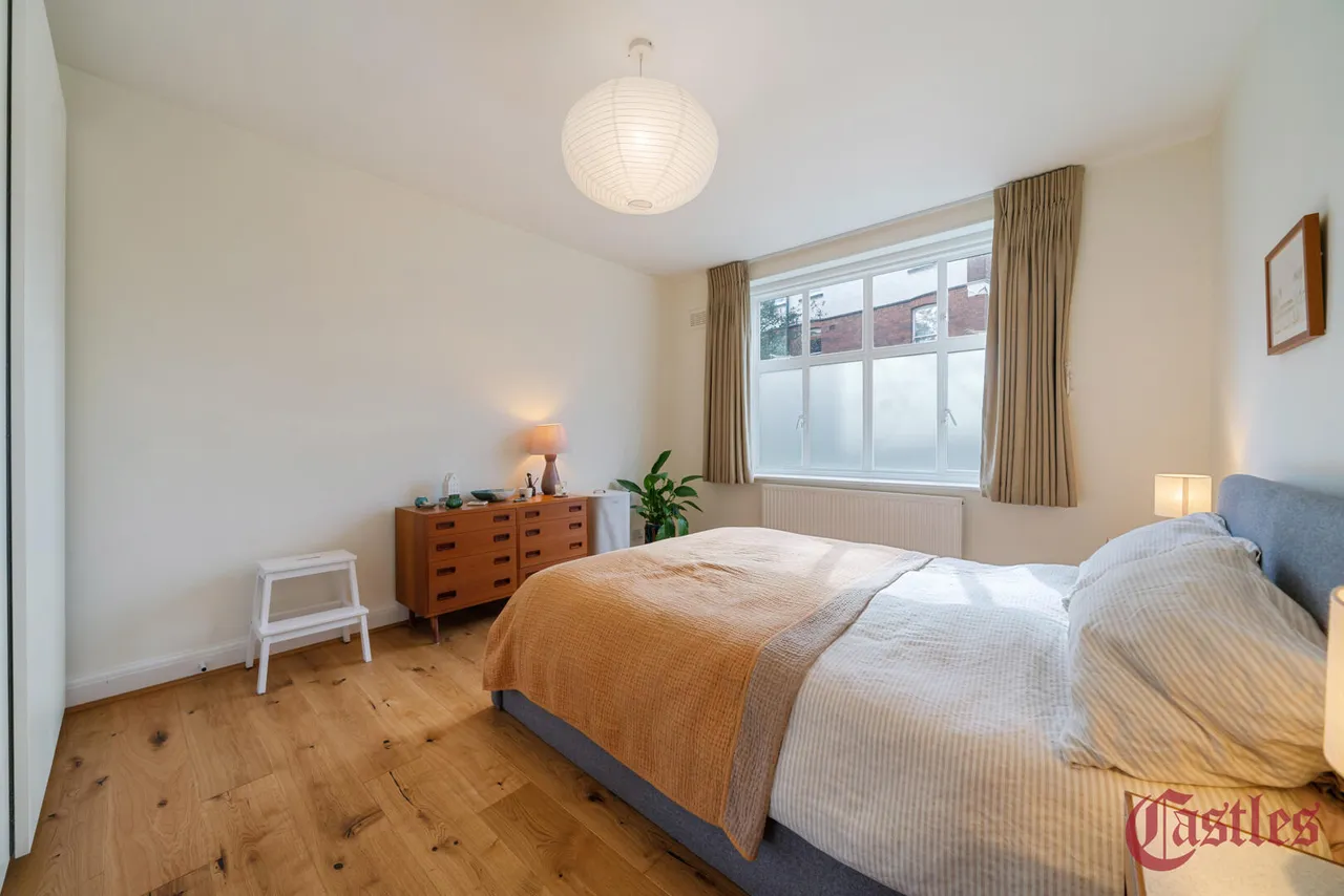Haslemere Road, N8, photo 9
