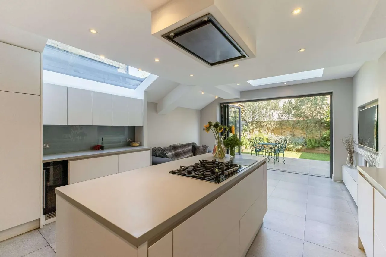 Friston Street, Fulham, London, SW6 3AT, photo 8