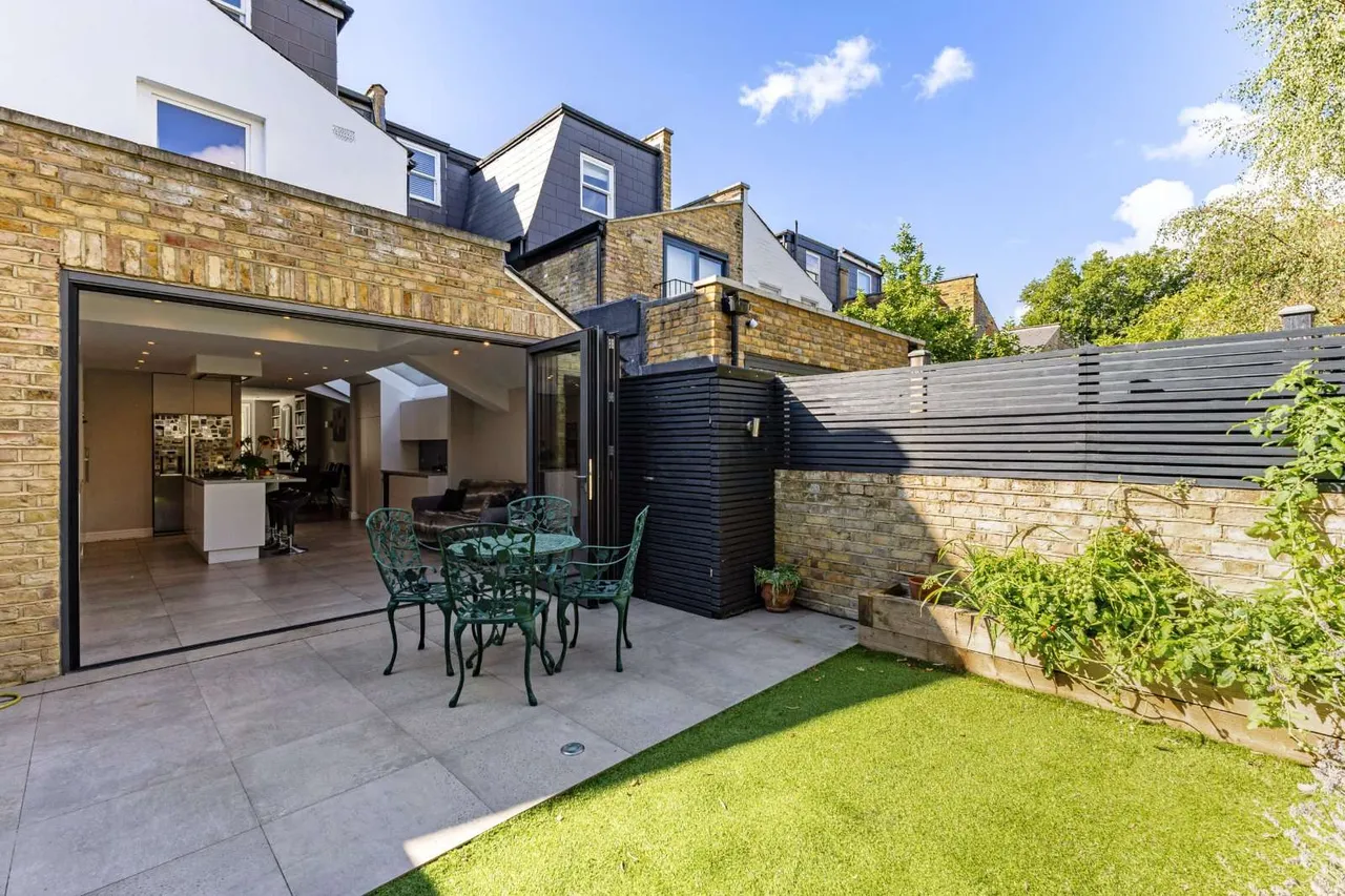 Friston Street, Fulham, London, SW6 3AT, photo 12