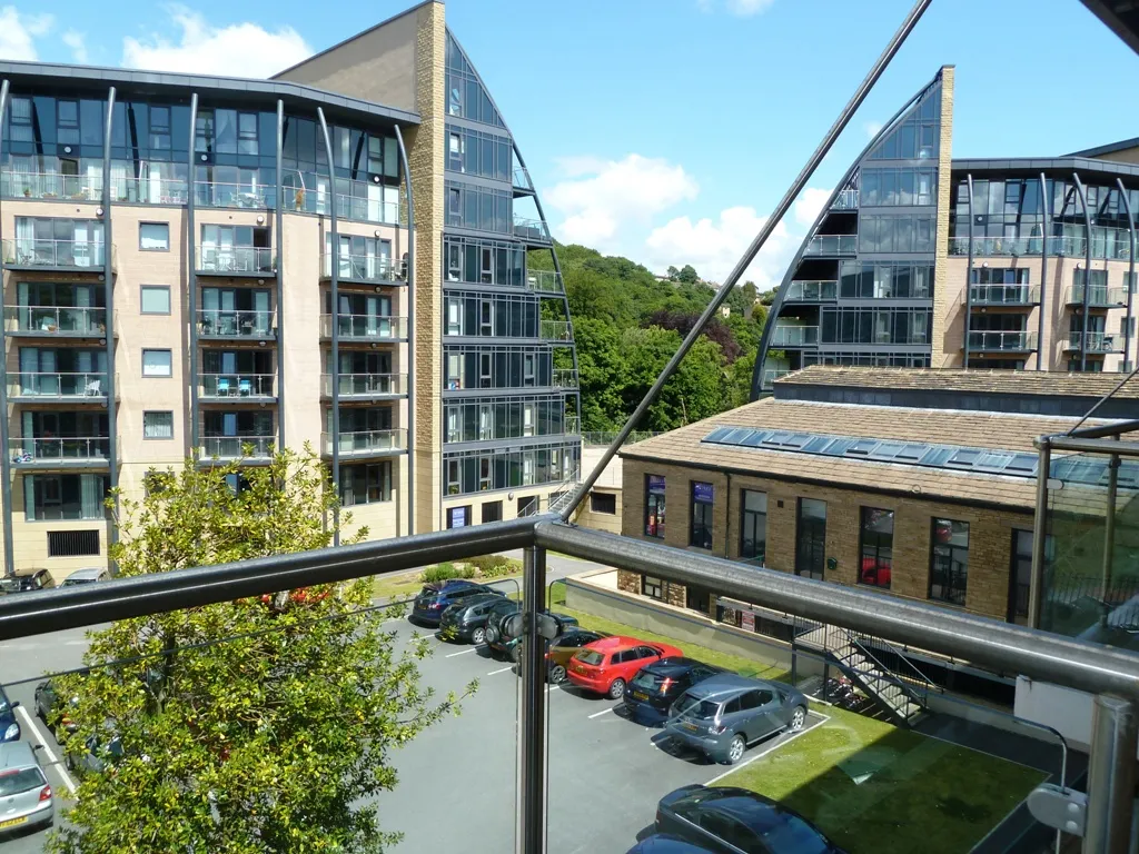 Salts Mill Road, Shipley, BD17, photo 5
