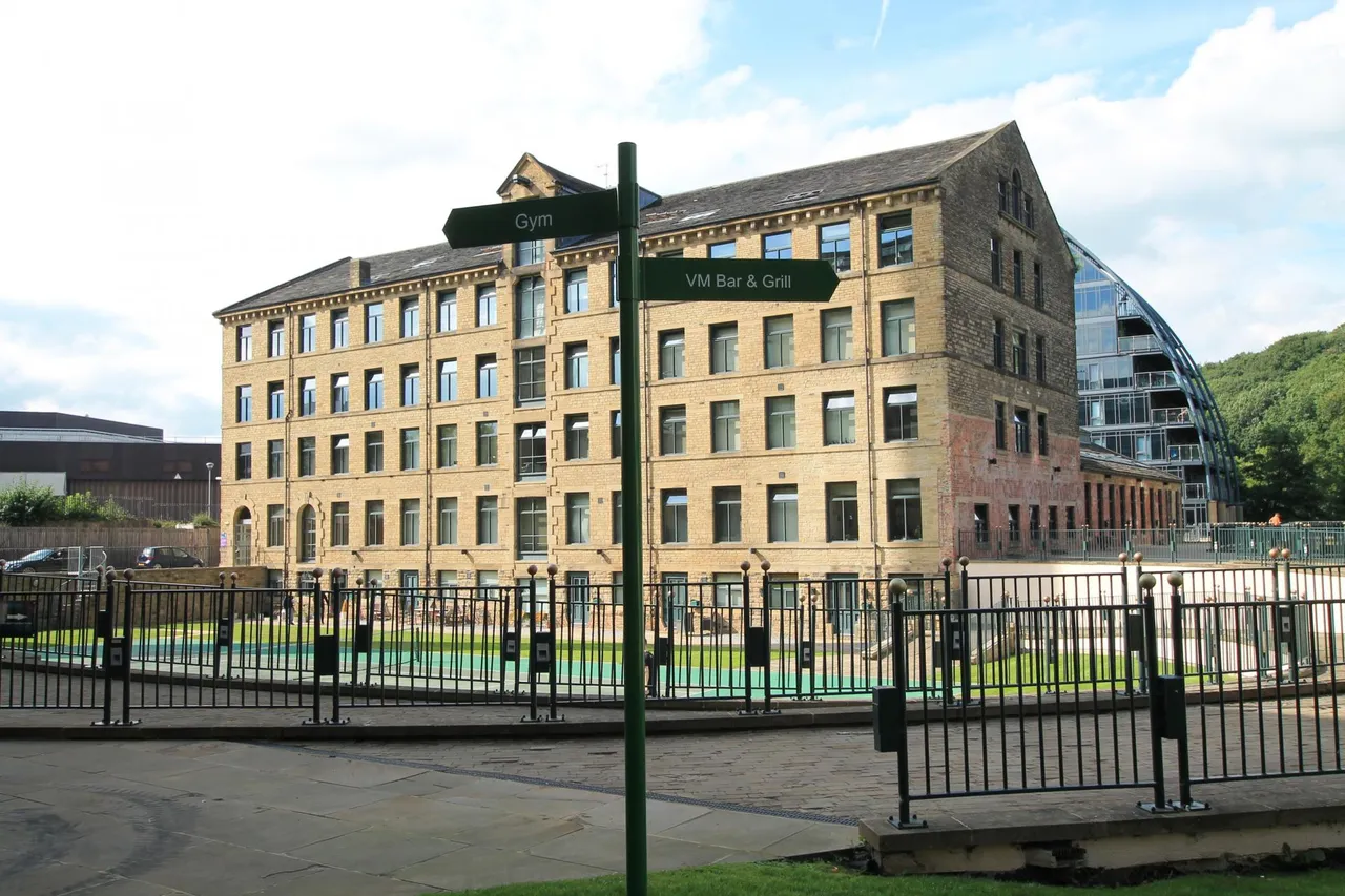 Salts Mill Road, Shipley, BD17, photo 11
