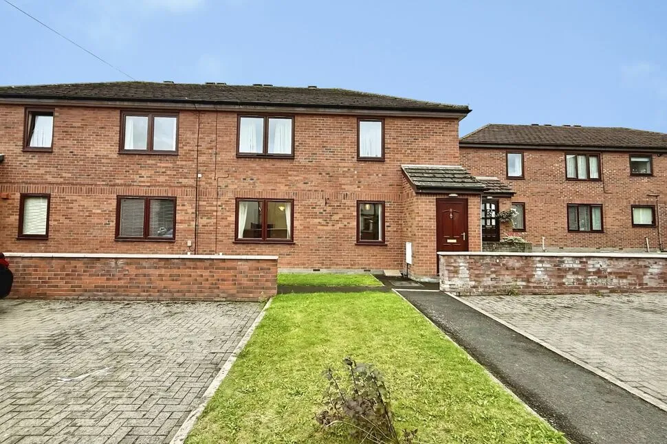 2 bed flat for sale — Collin Place, Newtown Road, Cumbria, CA2