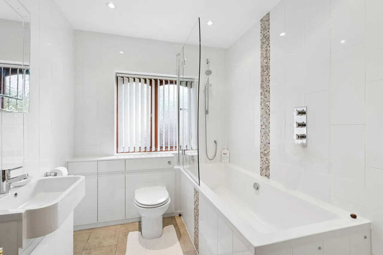Aldenham Avenue, Radlett, WD7, photo 19