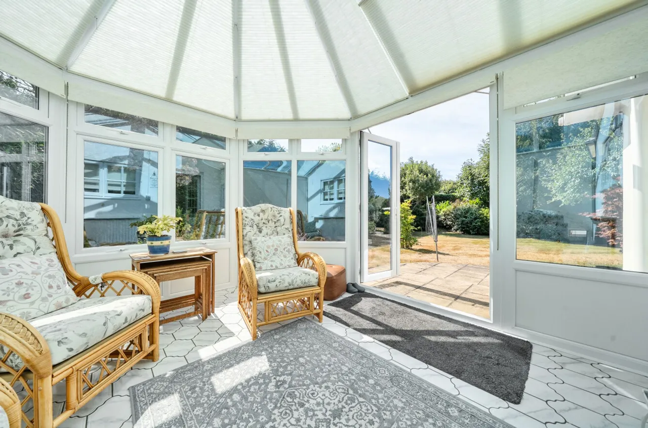 Roundle Avenue, Felpham, PO22, photo 4