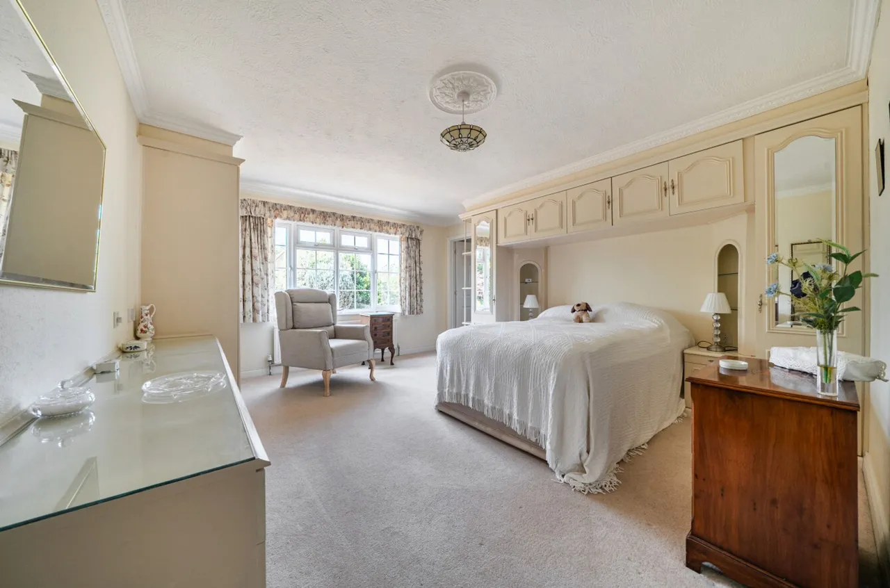 Roundle Avenue, Felpham, PO22, photo 13