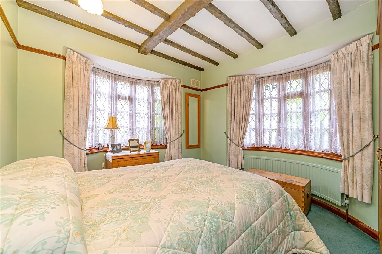 Gloucester Road, Hampton, TW12 2UH, photo 6