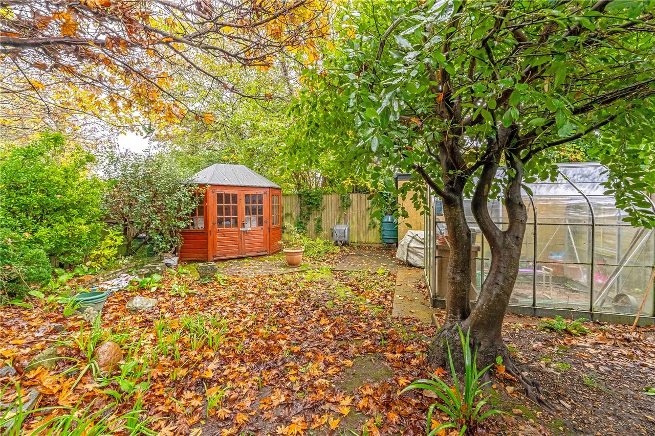 Gloucester Road, Hampton, TW12 2UH, photo 8