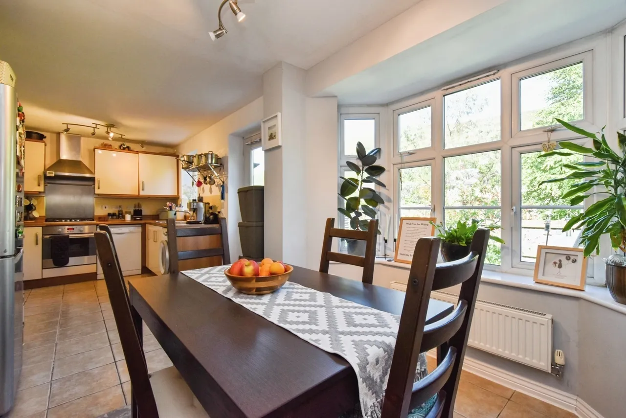 Ffordd Y Glowyr, Godrergraig, SA9, photo 8