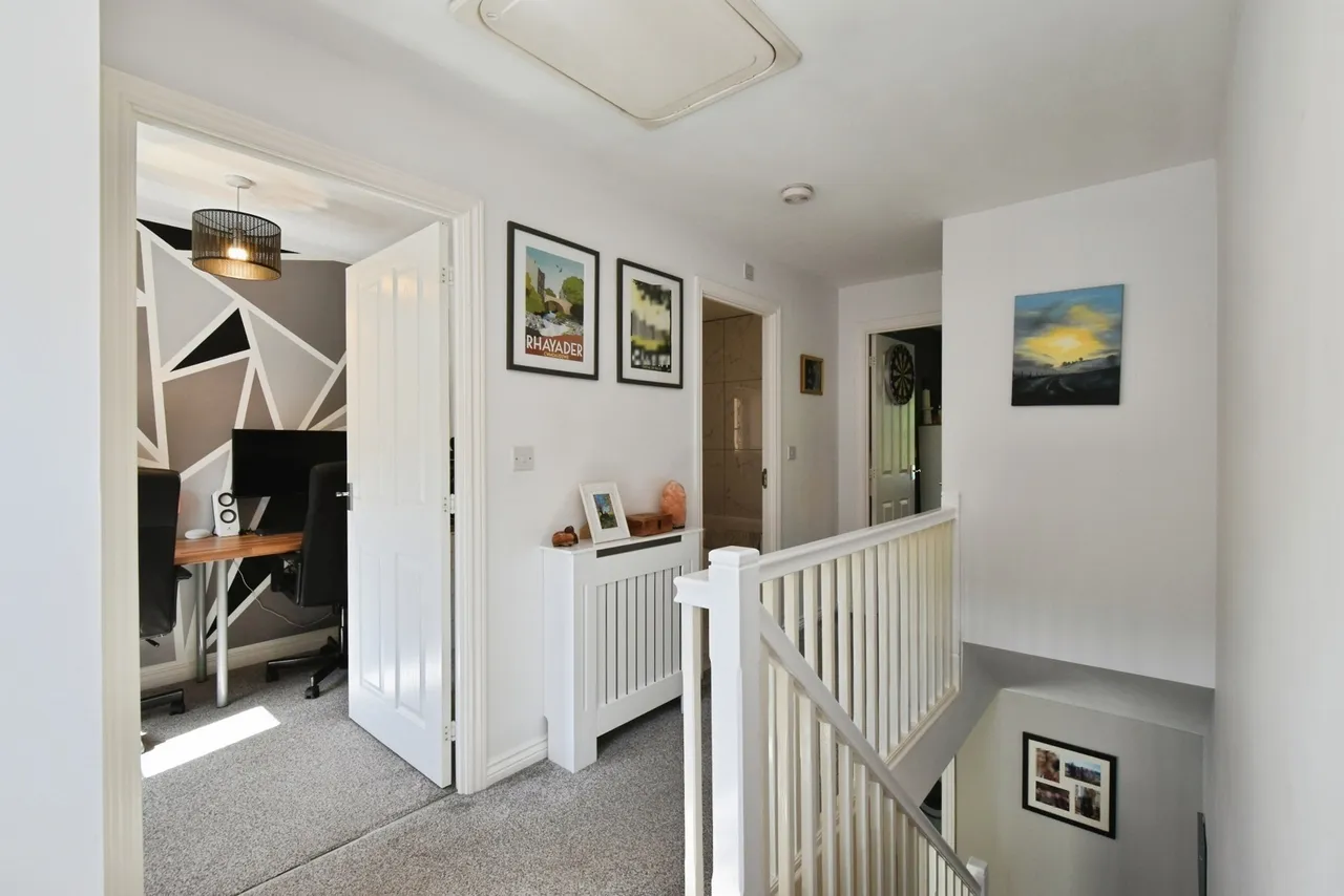 Ffordd Y Glowyr, Godrergraig, SA9, photo 10