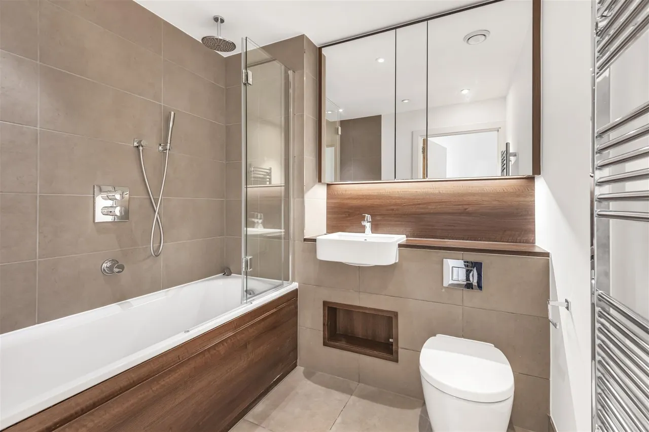 Pipit Drive, Putney, SW15, photo 10