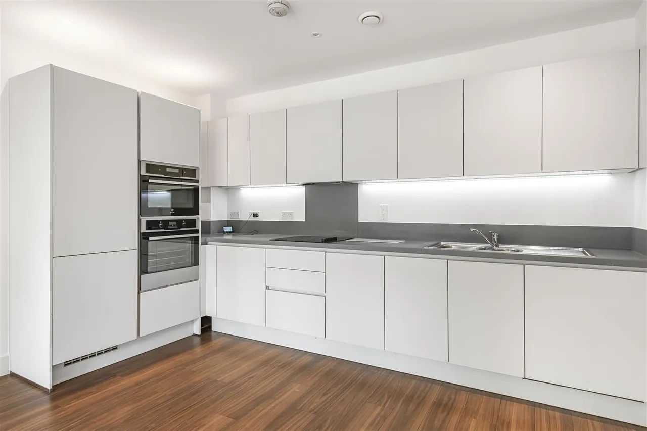 Pipit Drive, Putney, SW15, photo 4