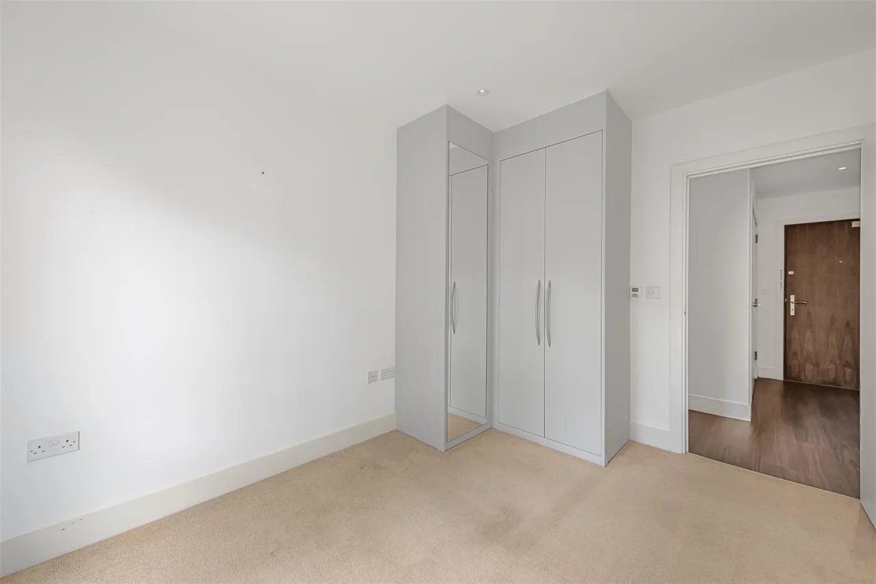 Pipit Drive, Putney, SW15, photo 9