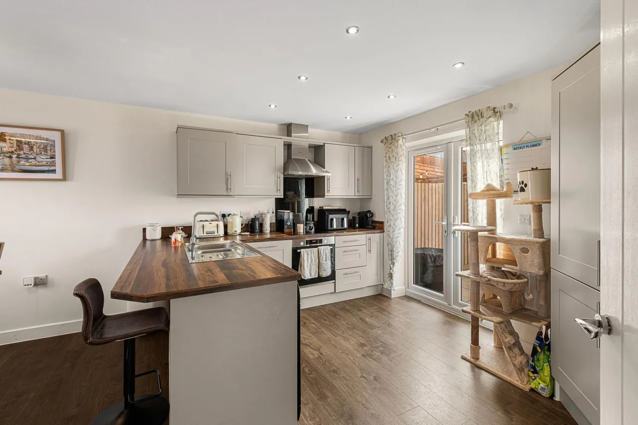 Willow Gardens, Kirton, PE20, photo 11