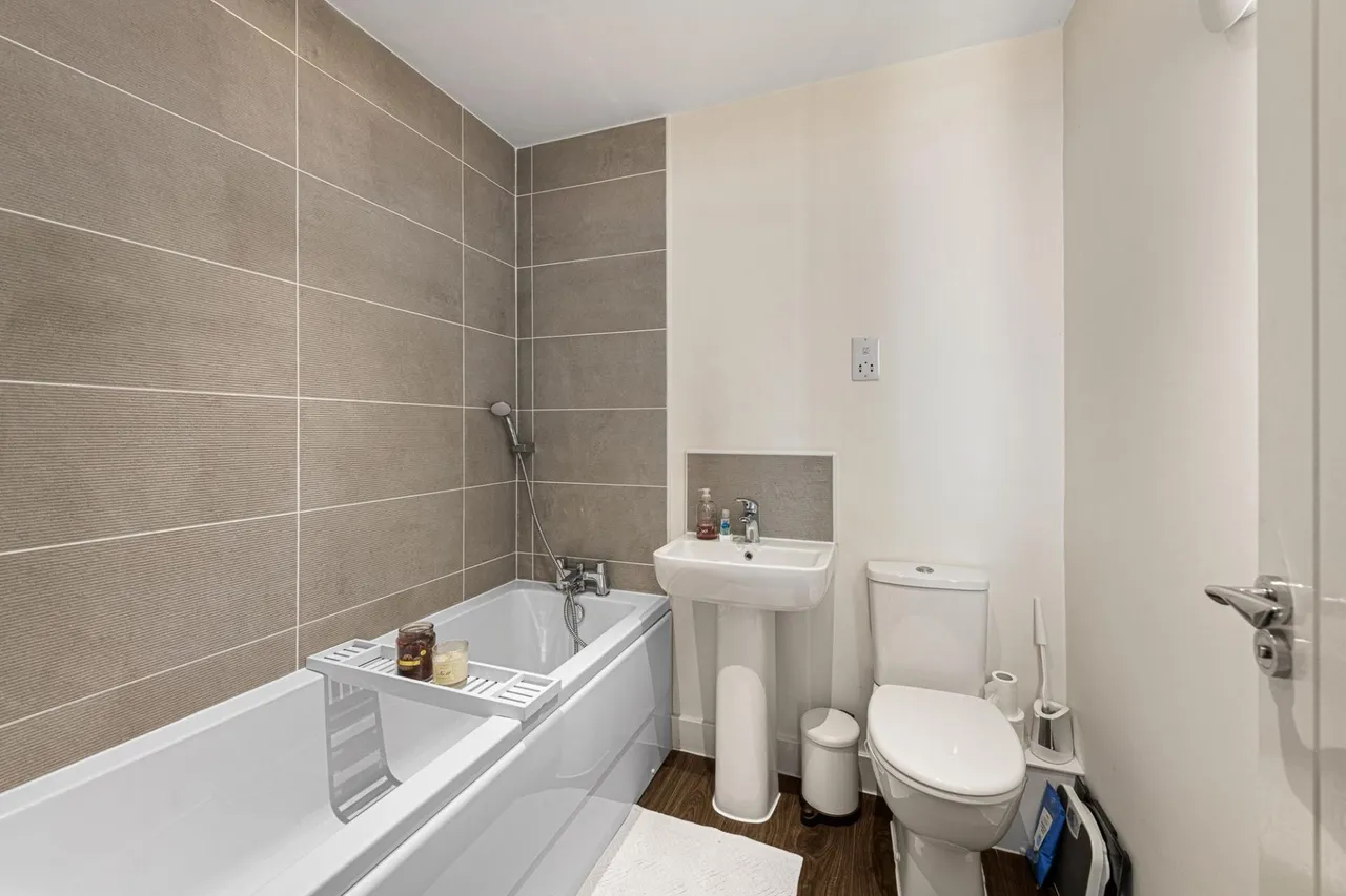 Willow Gardens, Kirton, PE20, photo 13