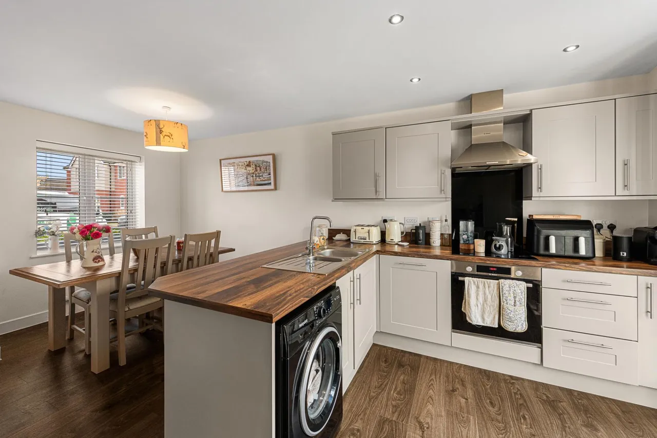 Willow Gardens, Kirton, PE20, photo 10