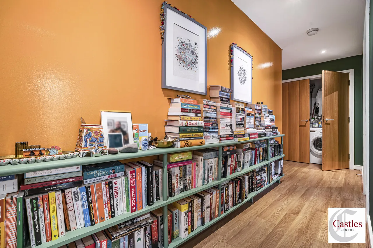 Goodchild Road, London, N4, photo 14
