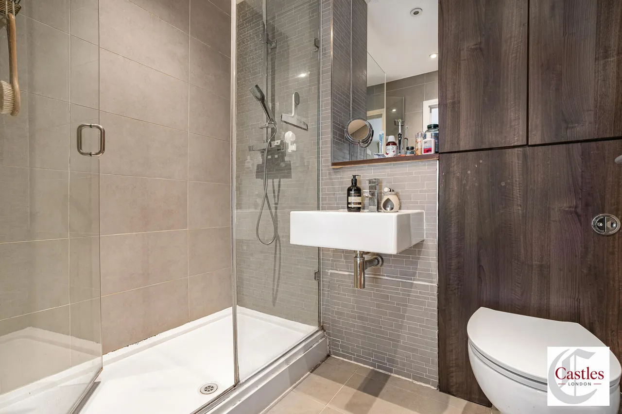 Goodchild Road, London, N4, photo 9