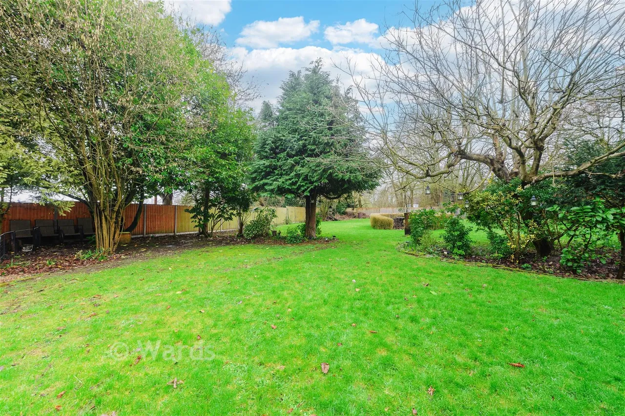 Taylors Lane, Trottiscliffe, ME19, photo 14
