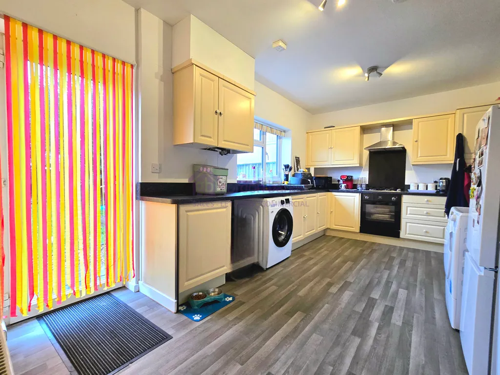 Western Avenue, Bournemouth, BH10 6HN, photo 4