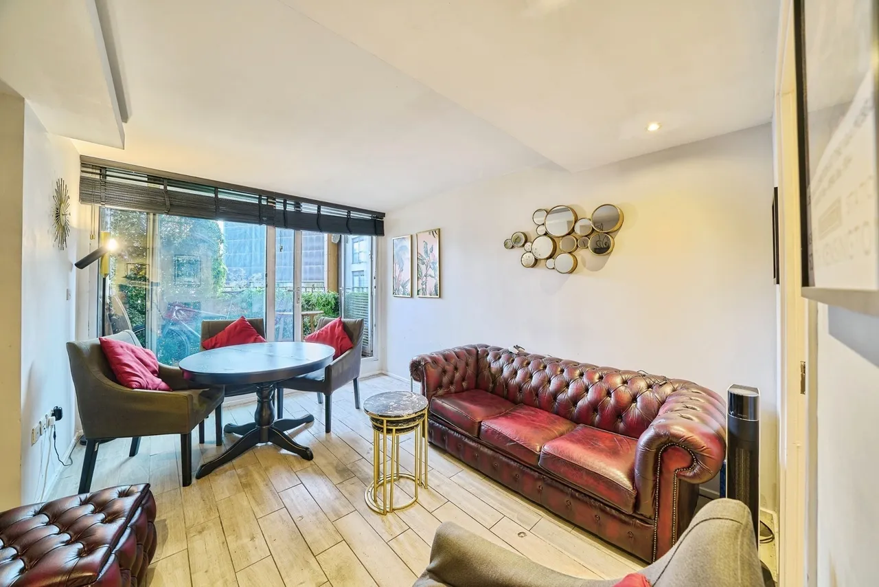 The Q Building, 110 The Grove, London, E15, photo 10