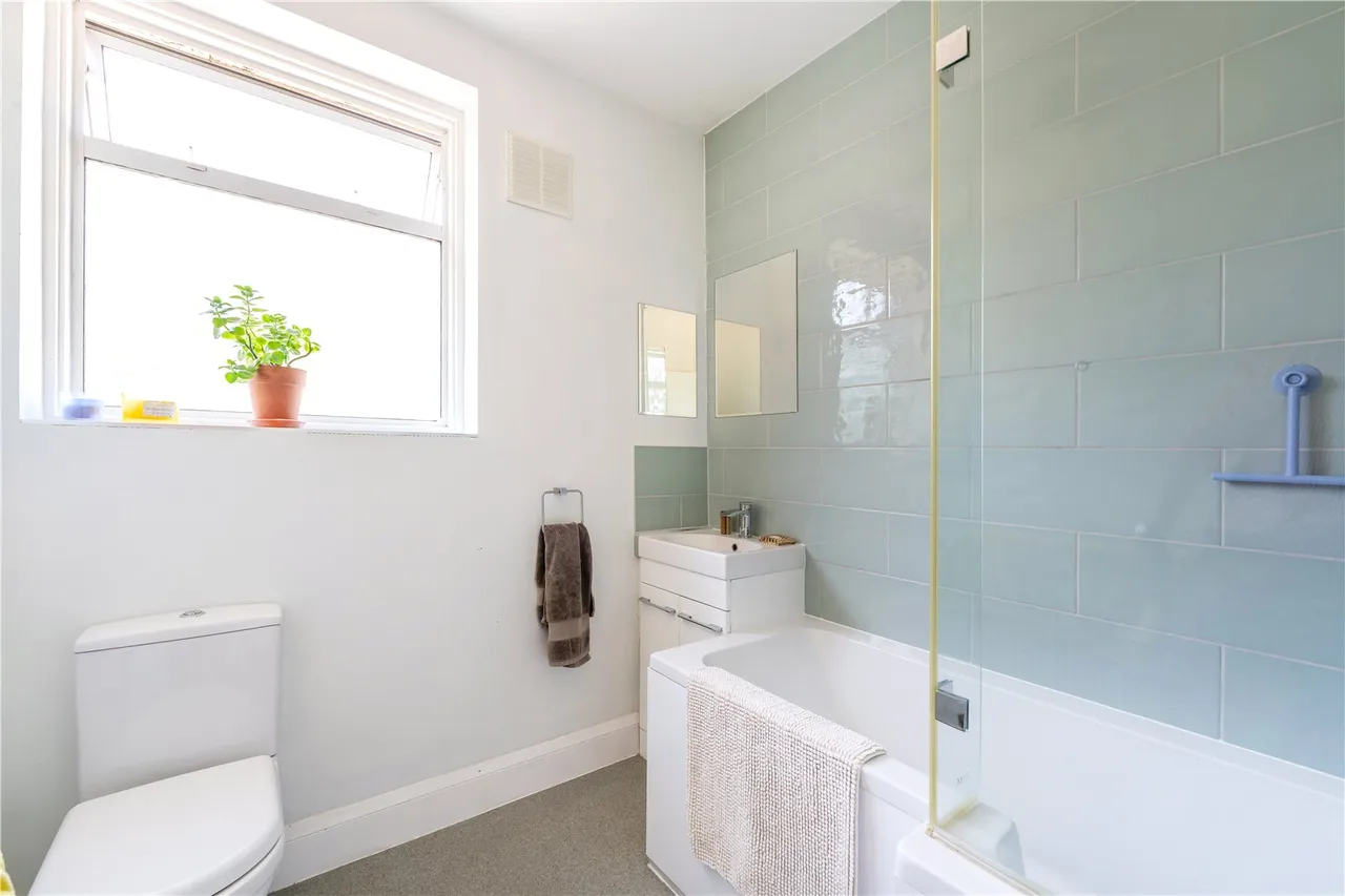 Ellerman Avenue, Twickenham, TW2 6AB, photo 9