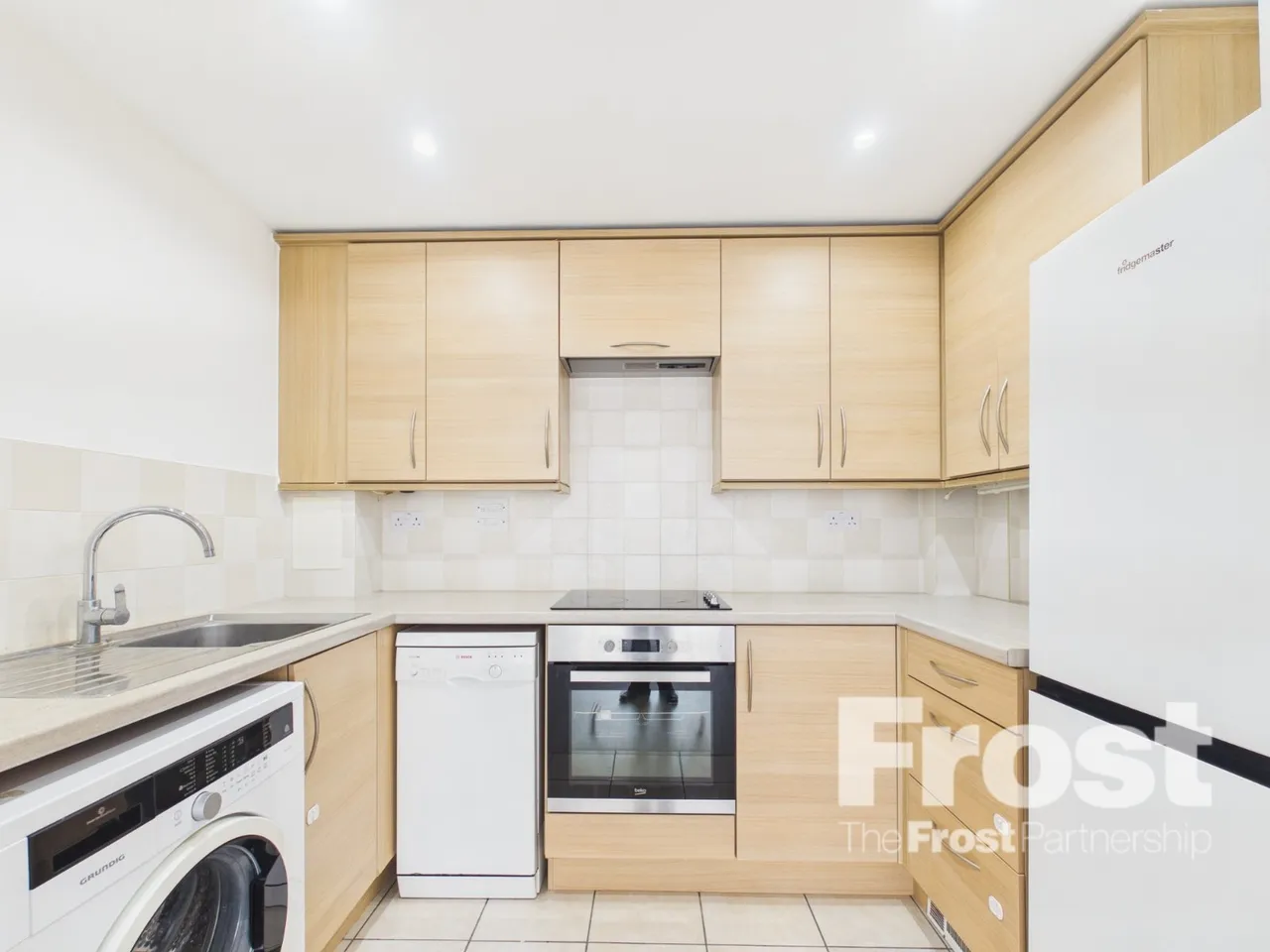 2 bed tilley road, feltham,tw13 to rent, Feltham