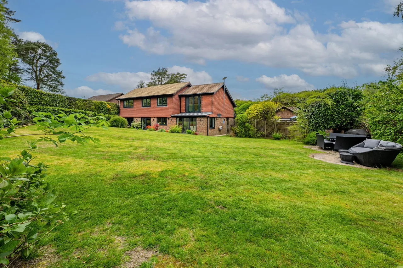 Badgers Close, Crowborough, TN6, photo 18