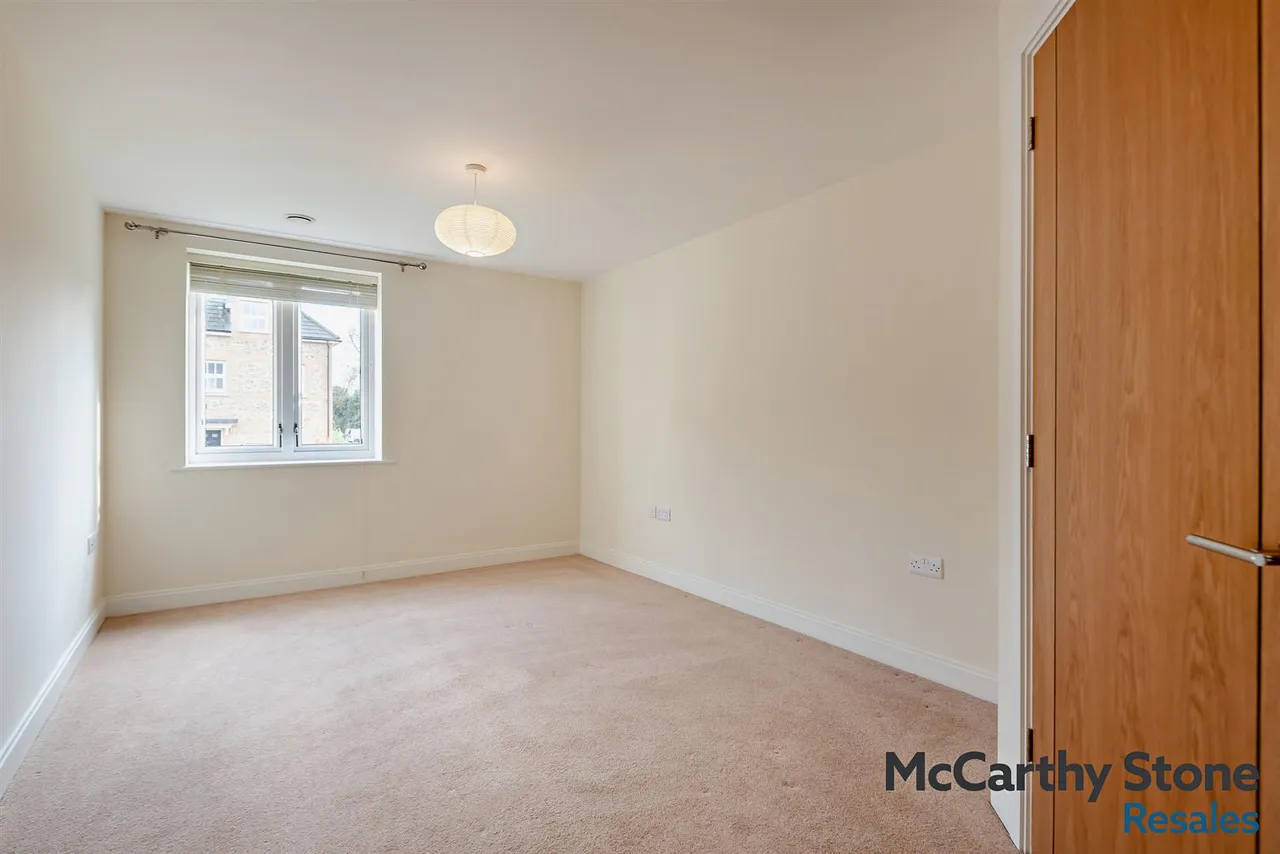 Hart Close, Wilton, SP2, photo 6