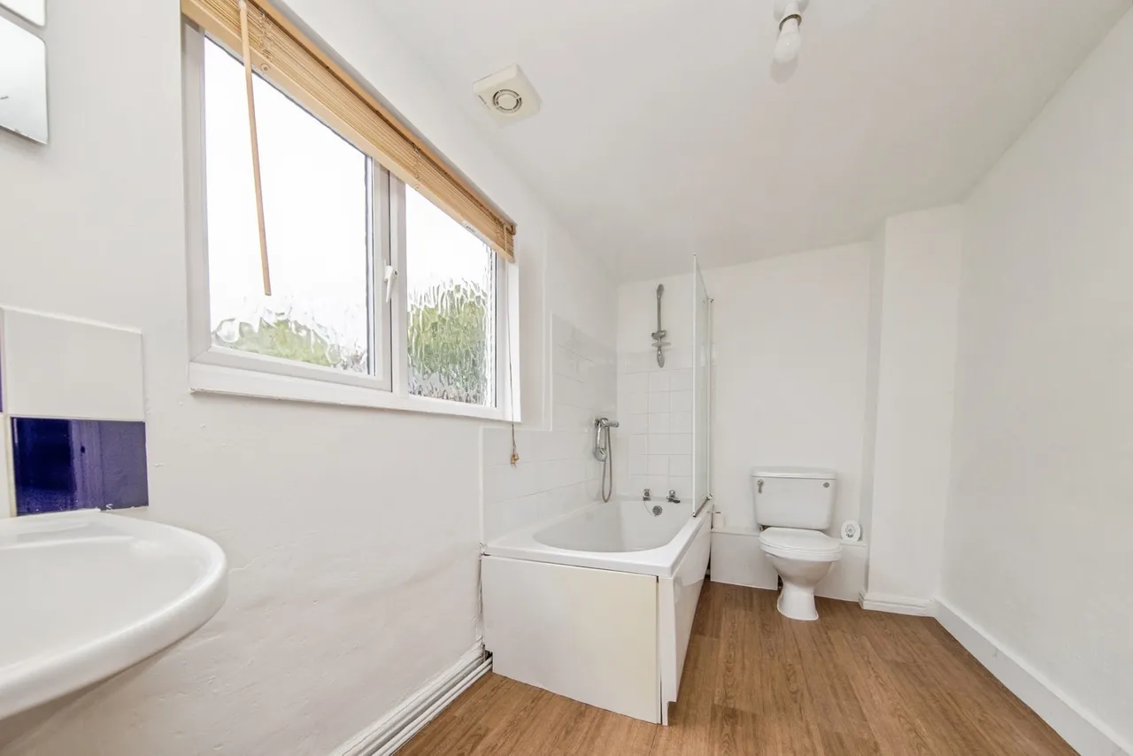 Cauldwell Hall Road, Ipswich, Suffolk, IP4, photo 13