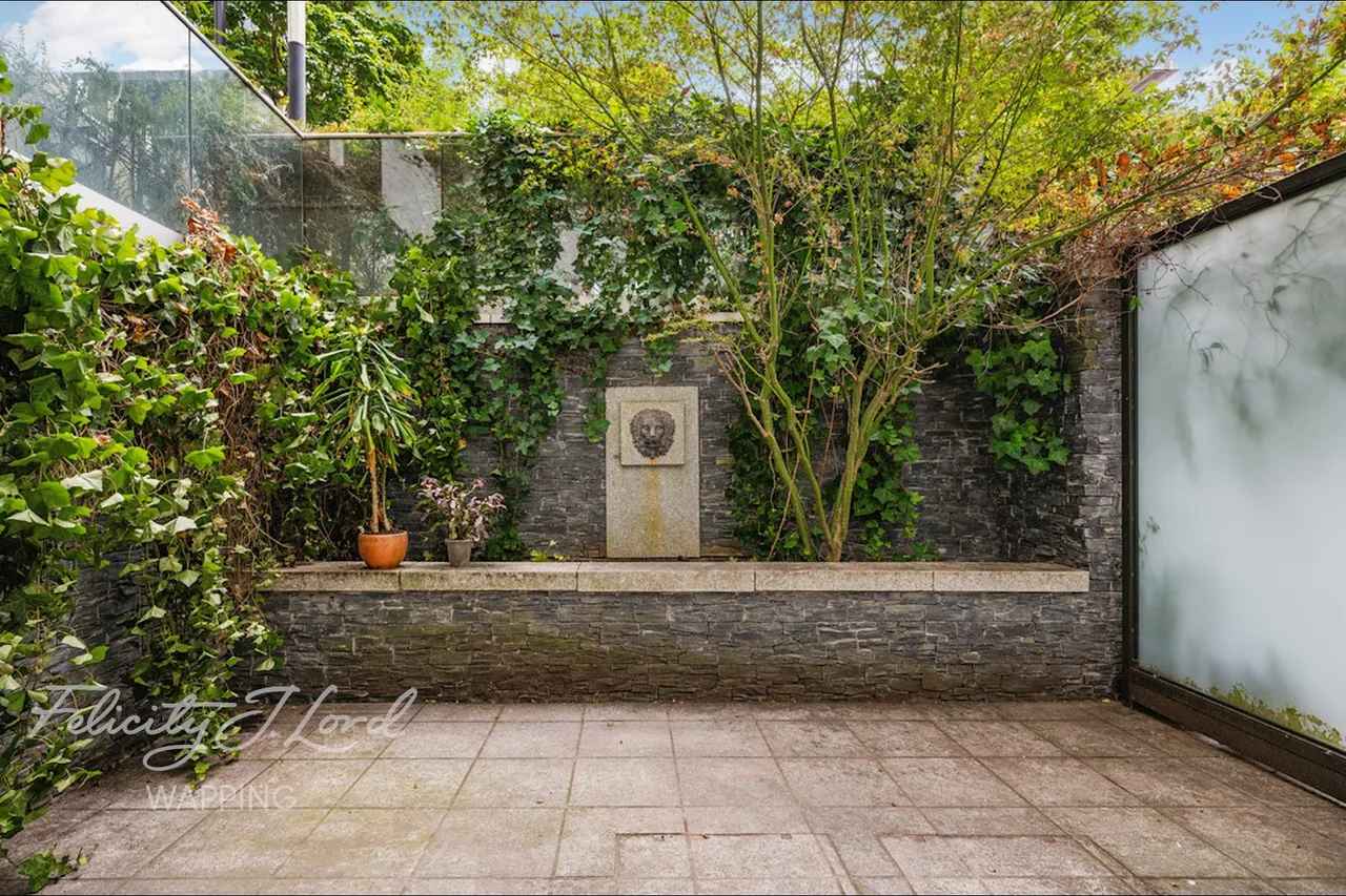 Leman Street, London, E1, photo 3