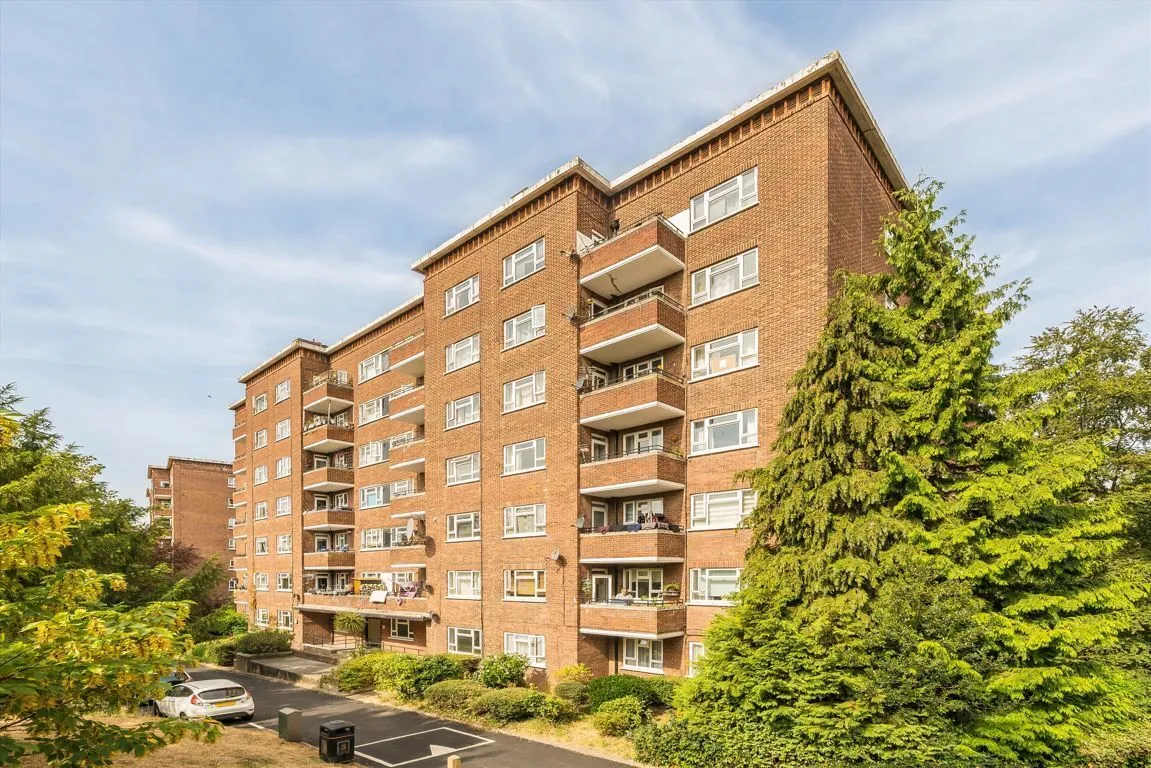 property to rent, Kingston Hill, KT2