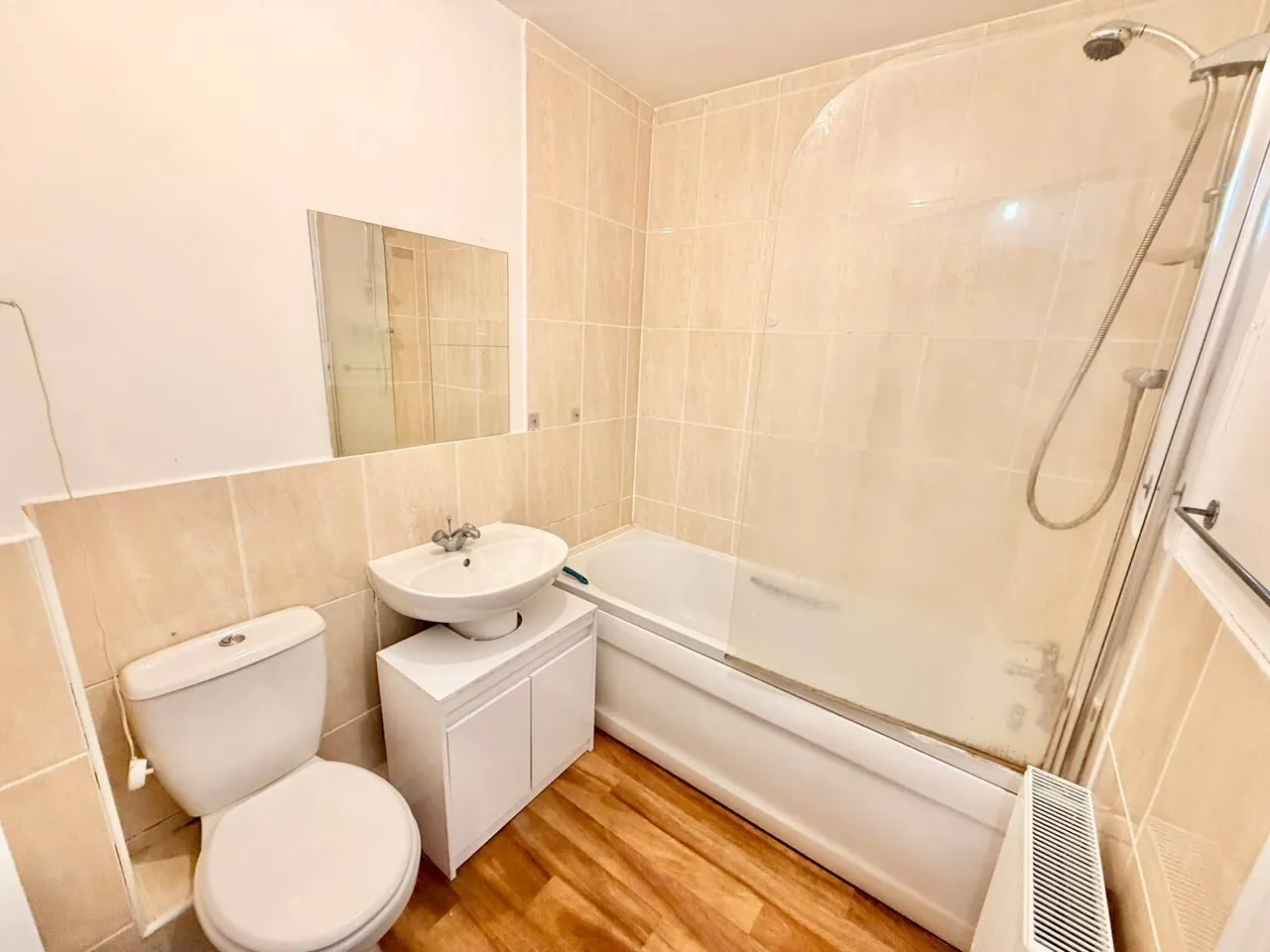 Alfred Knight Close, Duston, Northampton, photo 4